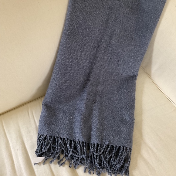 Raw silk throw in plum - Picture 1 of 1